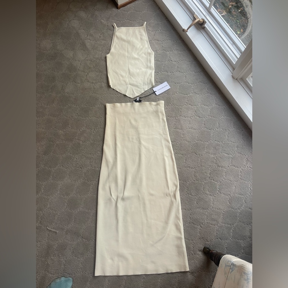 WEWOREWHAT 2 piece set NEVER WORN, EXCELLENT CONDITION